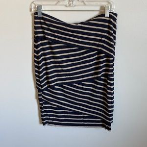 Bailey44 navy+tan stripe skirt size M